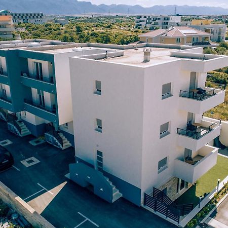 Apartment Bella Novalja Eksteriør bilde