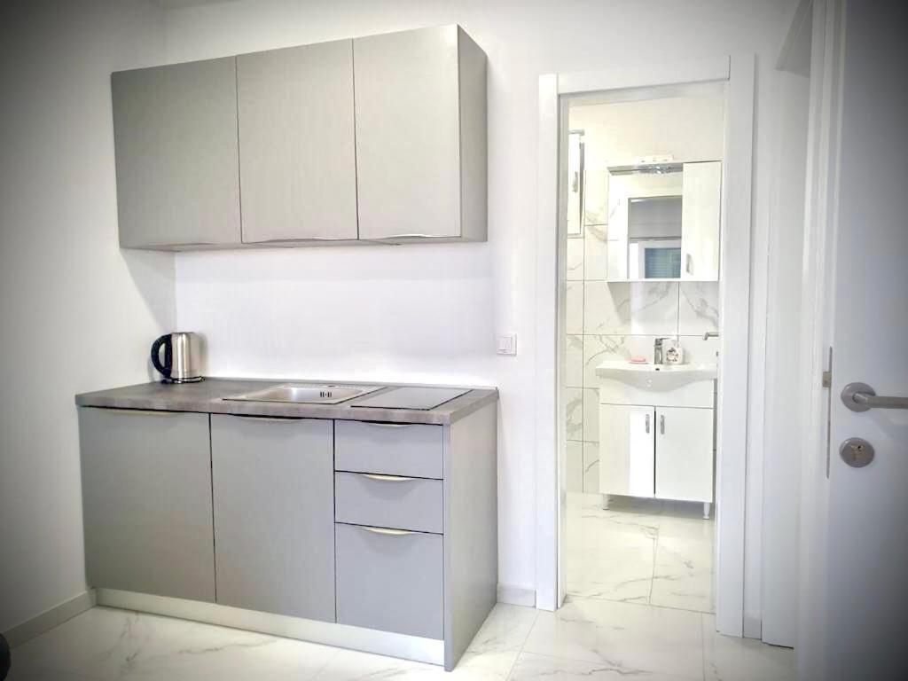 Apartment Bella Novalja Eksteriør bilde