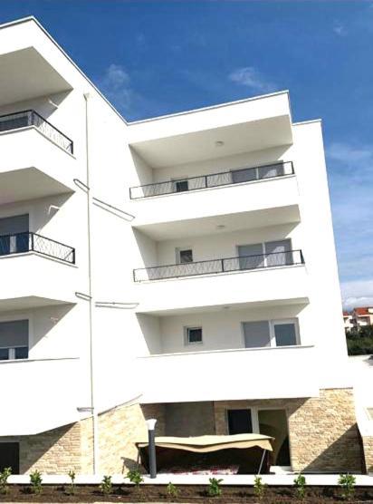Apartment Bella Novalja Eksteriør bilde